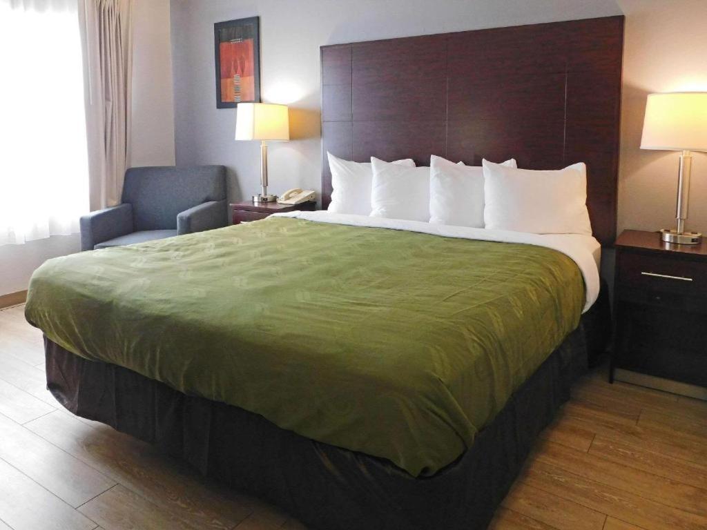 Quality Inn Colchester - Берлингтон Экстерьер фото